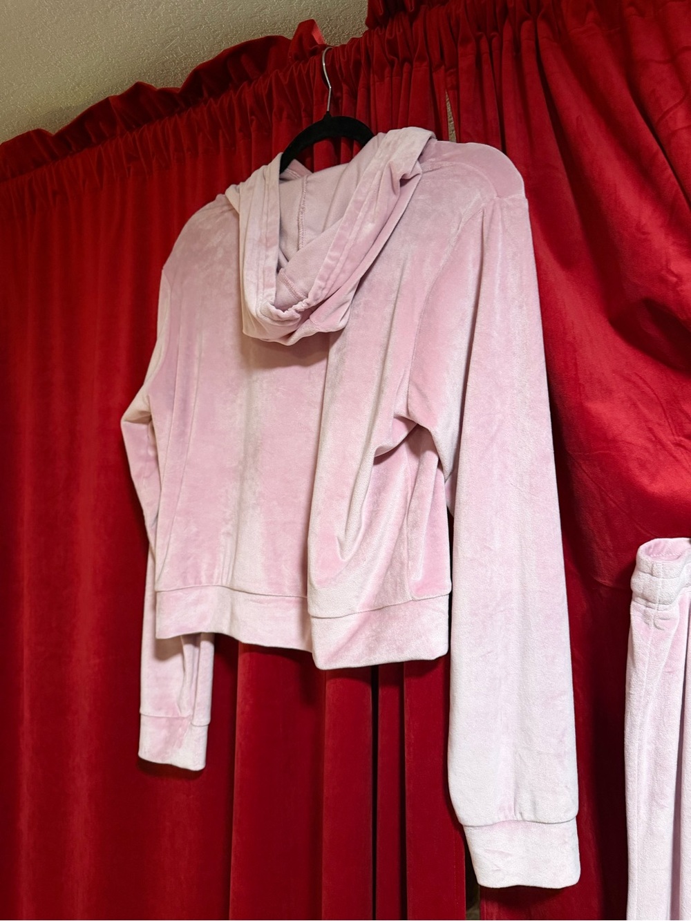 Juicy Couture Pink Velour Rhinestone Logo Hoodie & Pants Set - Picture 10 of 12